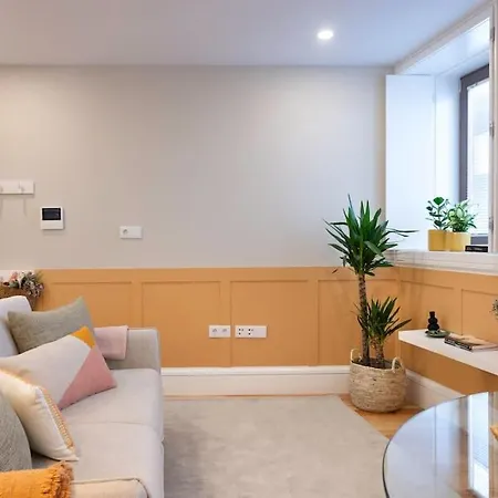Apartment Away To Discover - Hapiness Has A Place