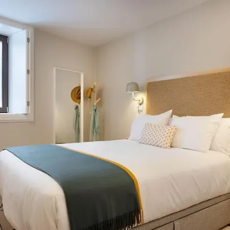 Away To Discover - Hapiness Has A Place Apartment Porto