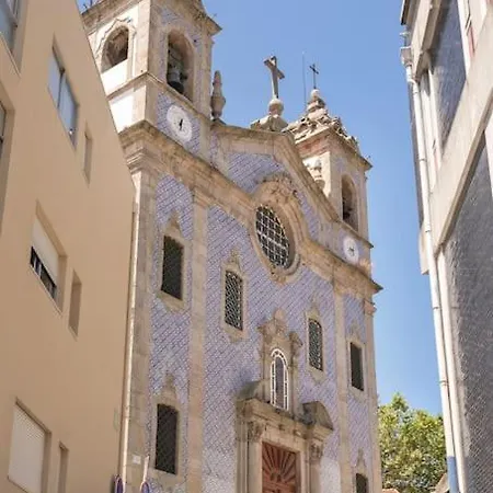 Away To Discover - Hapiness Has A Place * Porto